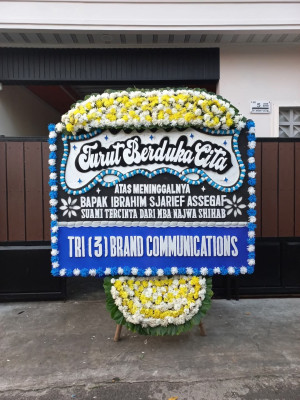 Papan Bunga Duka di Lemahwungkuk